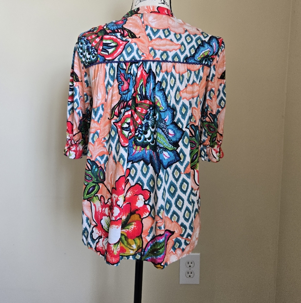 Blank London Anthropologie Top Womens S Colorful Floral Jersey - Picture 4 of 10